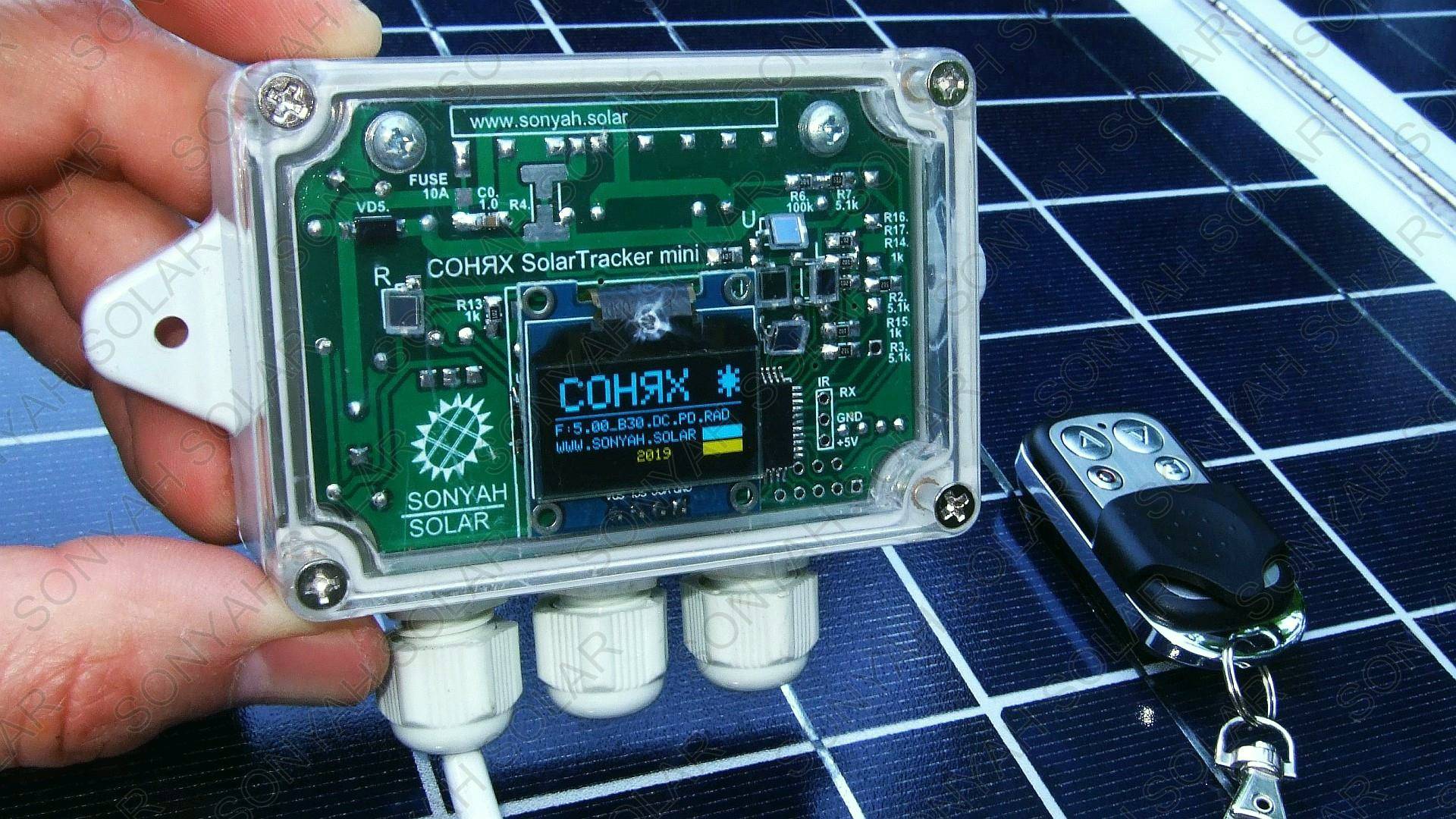 Мини-контроллер, мини-блок управления СОНЯХ mini для небольших трекеров солнечных панелей